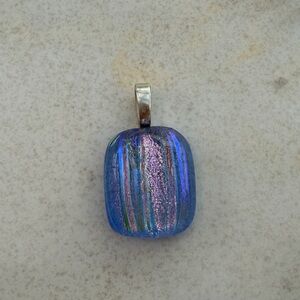 Elegant Blue and Purple Necklace Pendant